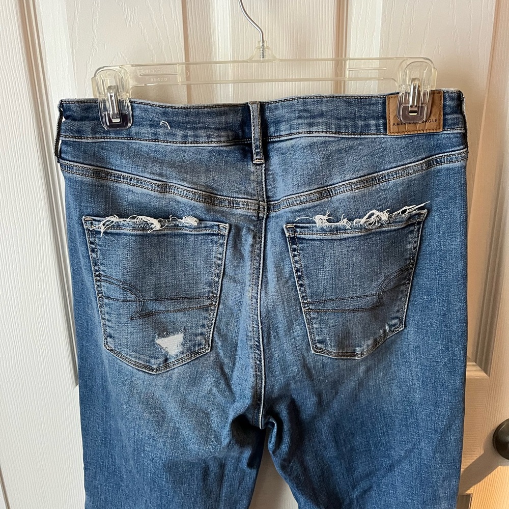 American Eagle super high rise flare 8 short - Picture 3 of 6